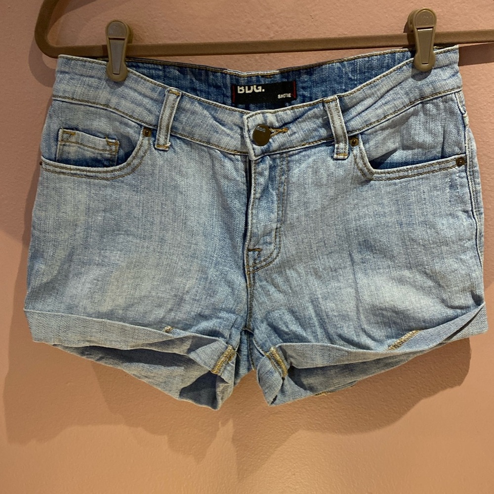 BDG shortie mom jean size 27